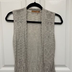 Crochet long sleeveless cardigan